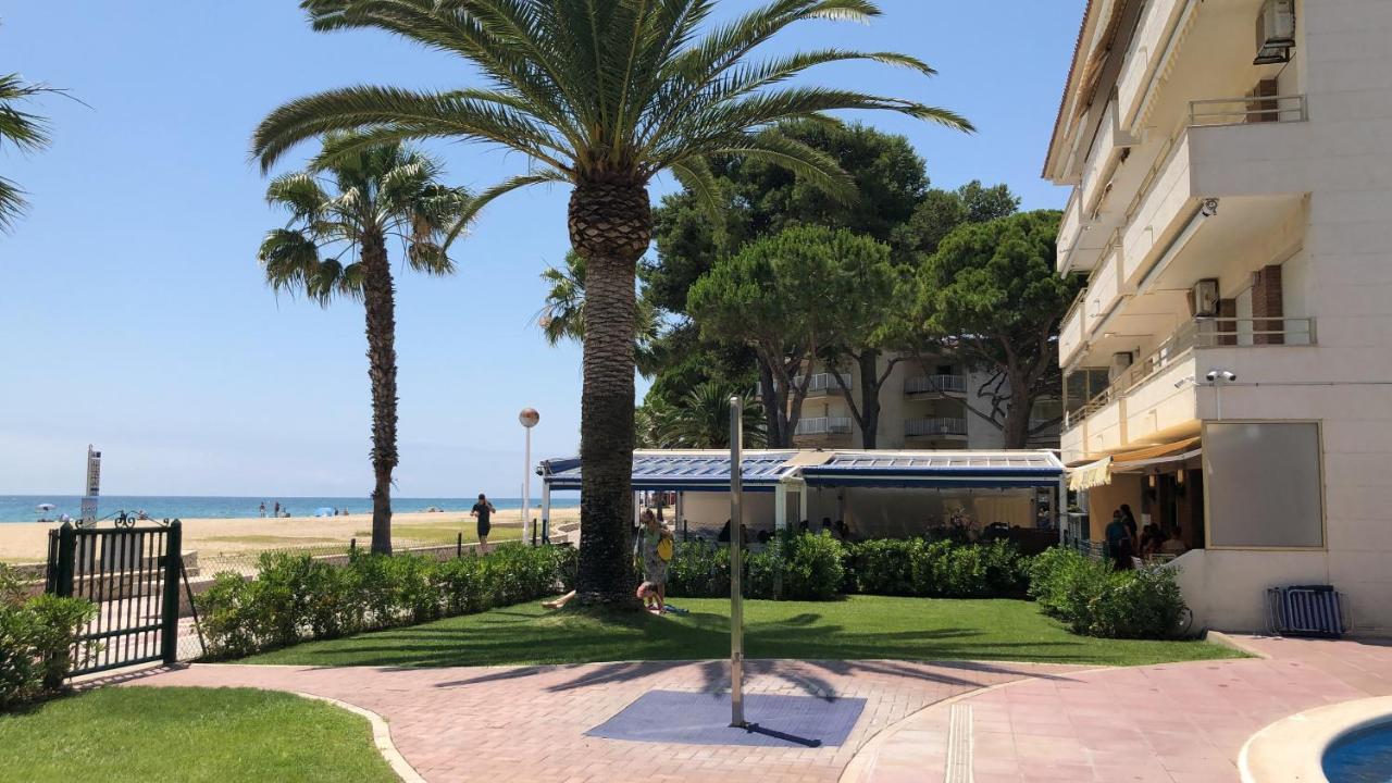 Apartaments Colibri Cambrils Dış mekan fotoğraf